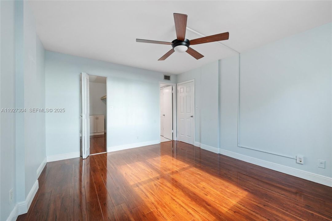 For Sale: $164,900 (1 beds, 1 baths, 750 Square Feet)