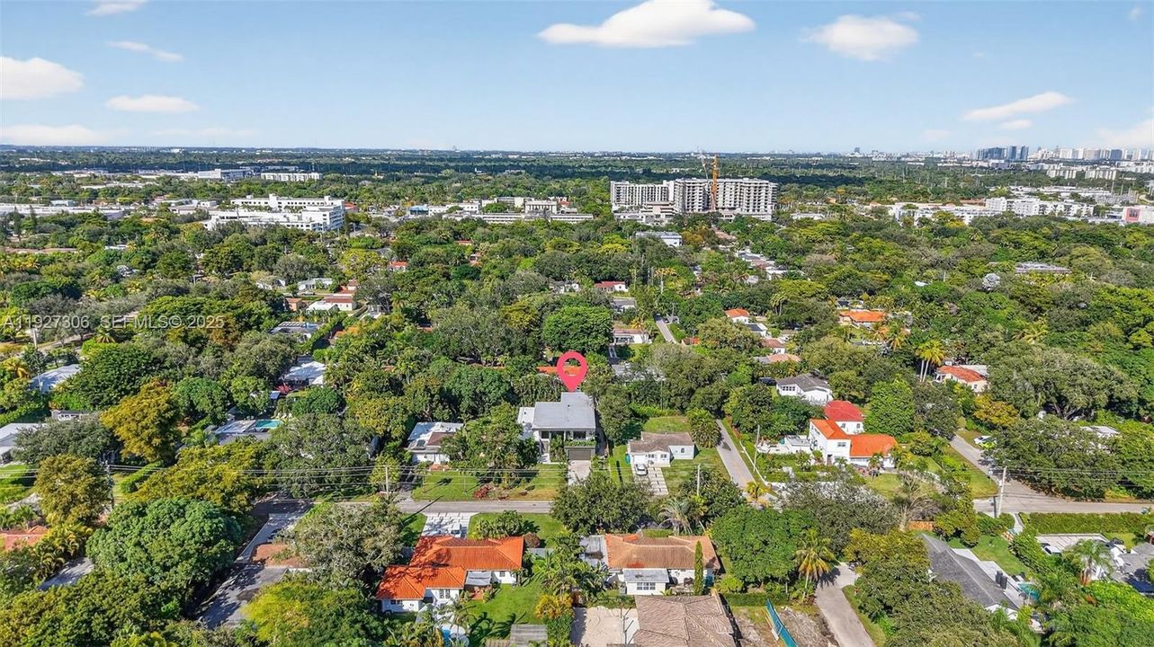 For Sale: $4,600,000 (4 beds, 6 baths, 992 Square Feet)