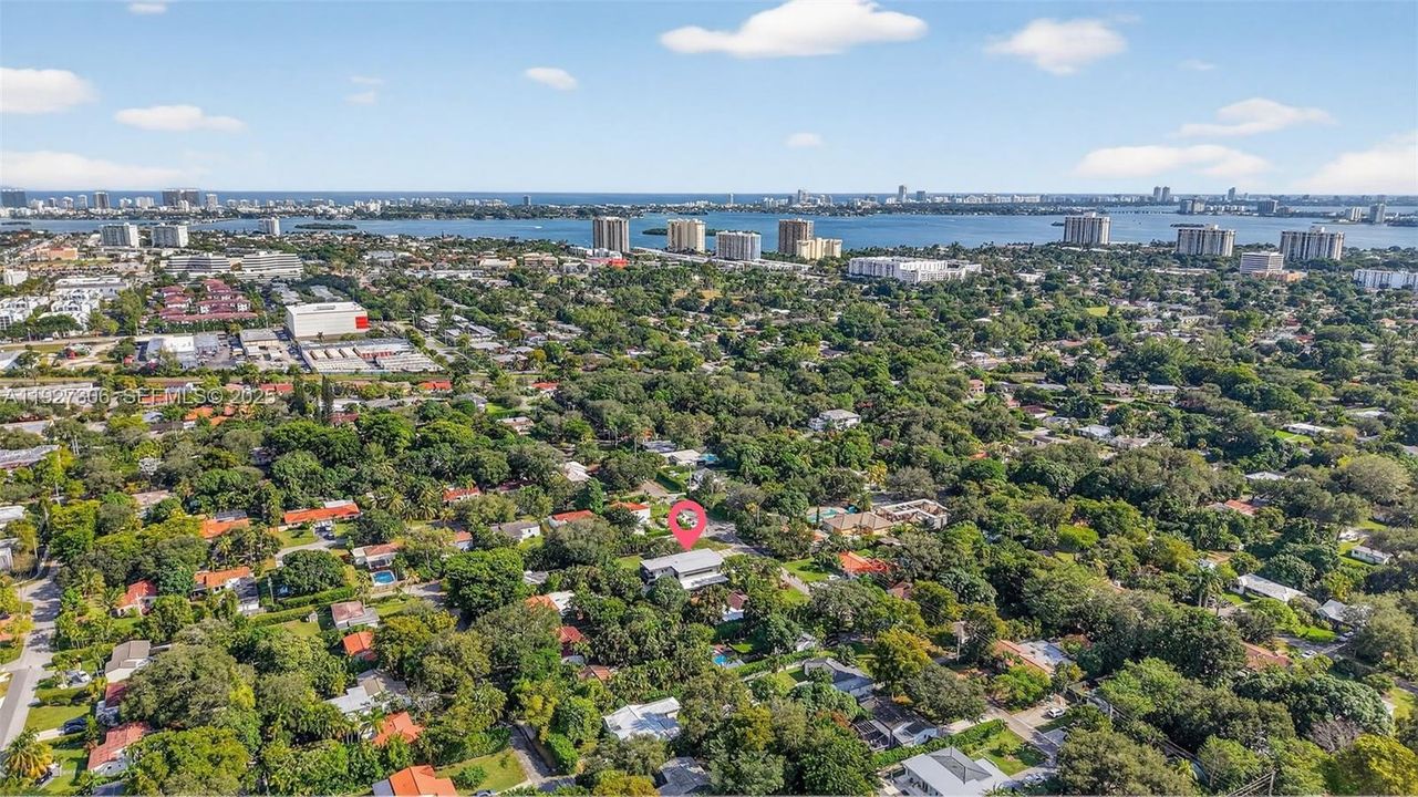 For Sale: $4,600,000 (4 beds, 6 baths, 992 Square Feet)