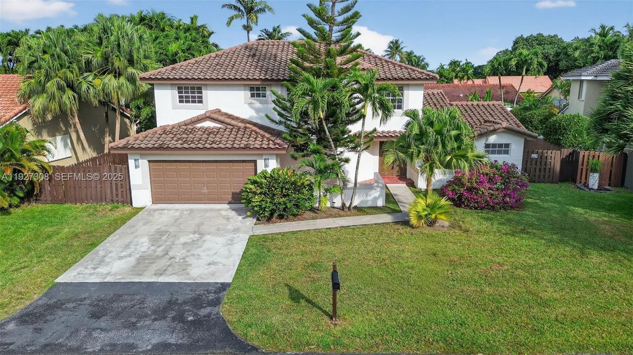 For Sale: $849,000 (4 beds, 4 baths, 2767 Square Feet)