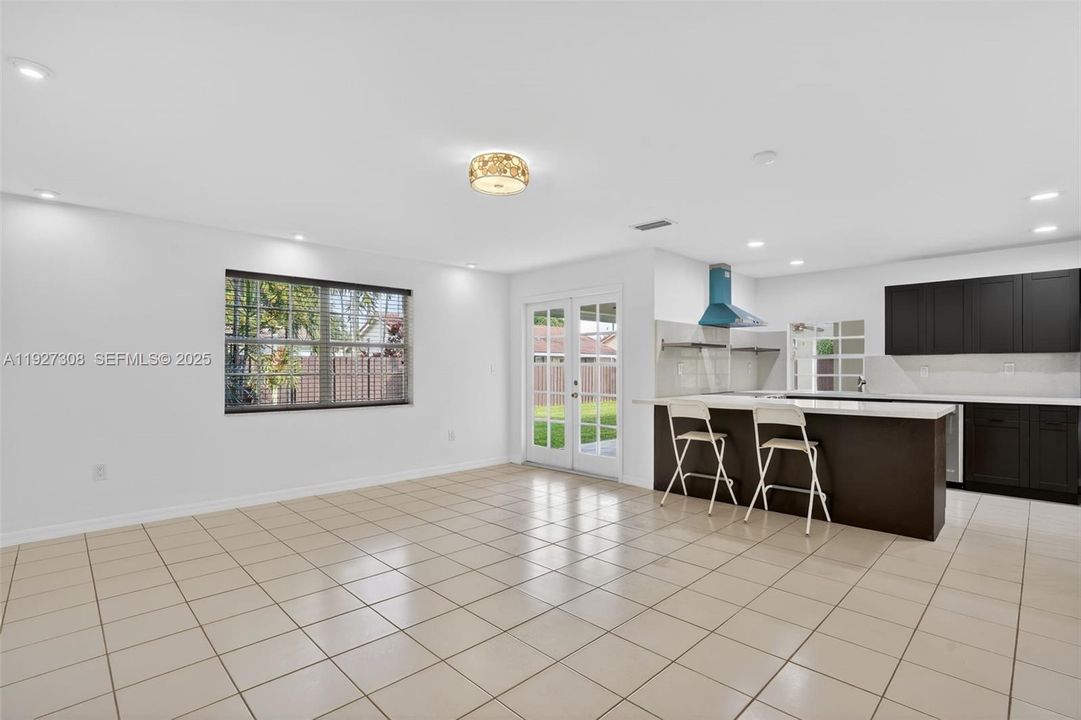 For Sale: $849,000 (4 beds, 4 baths, 2767 Square Feet)