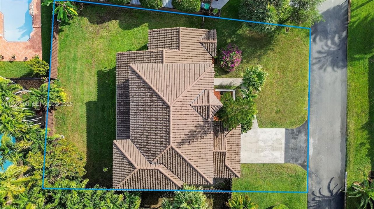 For Sale: $849,000 (4 beds, 4 baths, 2767 Square Feet)