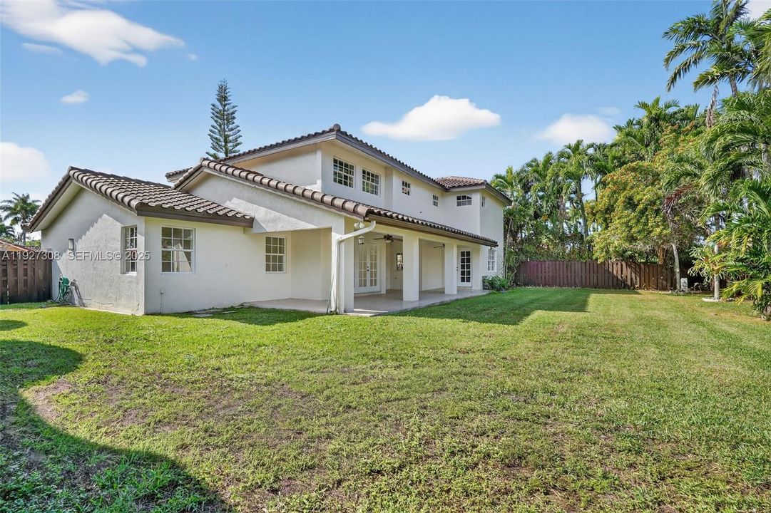 For Sale: $849,000 (4 beds, 4 baths, 2767 Square Feet)