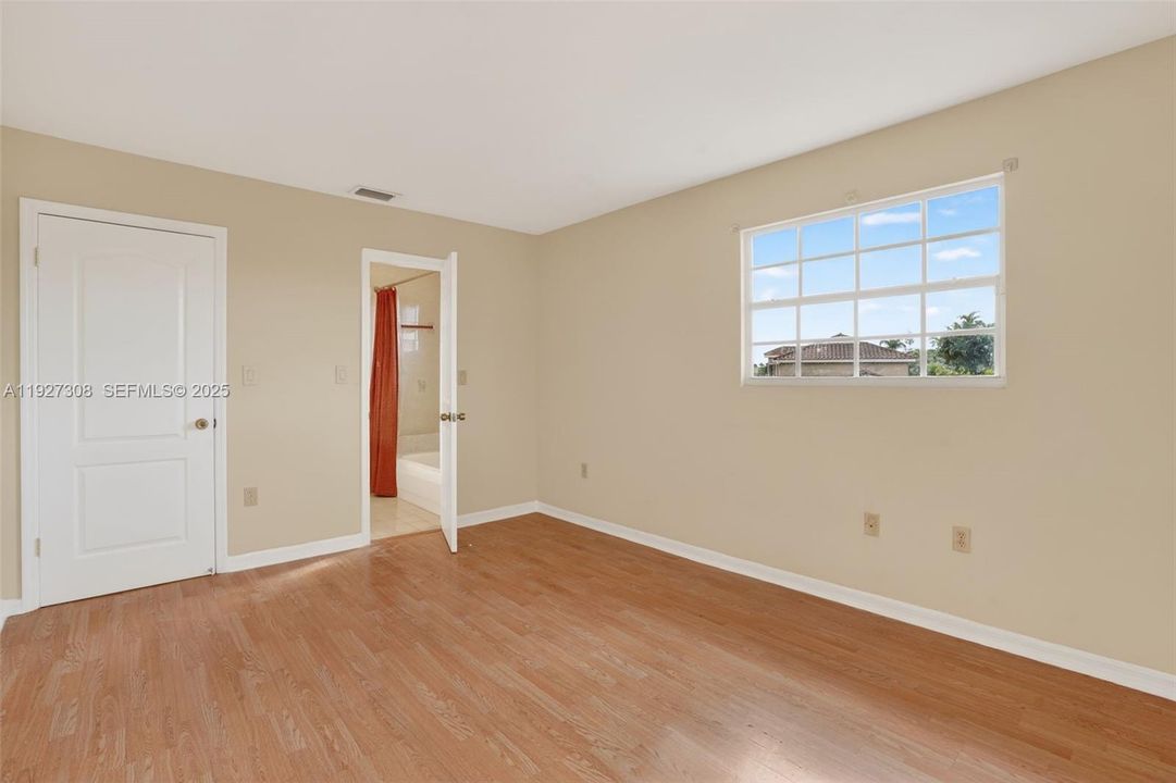 For Sale: $849,000 (4 beds, 4 baths, 2767 Square Feet)