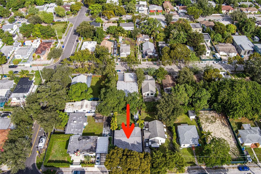 For Sale: $879,000 (3 beds, 2 baths, 1461 Square Feet)