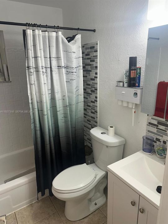 В аренду: $3,000 (3 спален, 3 ванн, 2010 Квадратных фут)