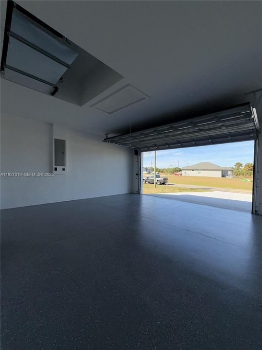 For Rent: $2,500 (3 beds, 2 baths, 1491 Square Feet)