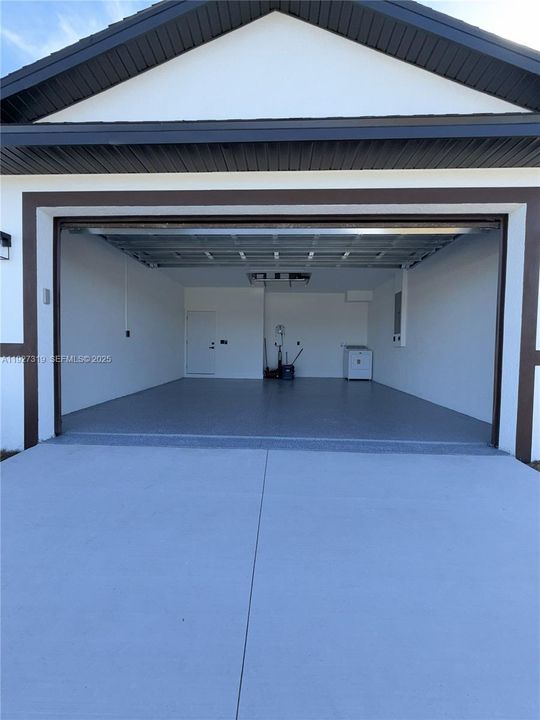 For Rent: $2,500 (3 beds, 2 baths, 1491 Square Feet)