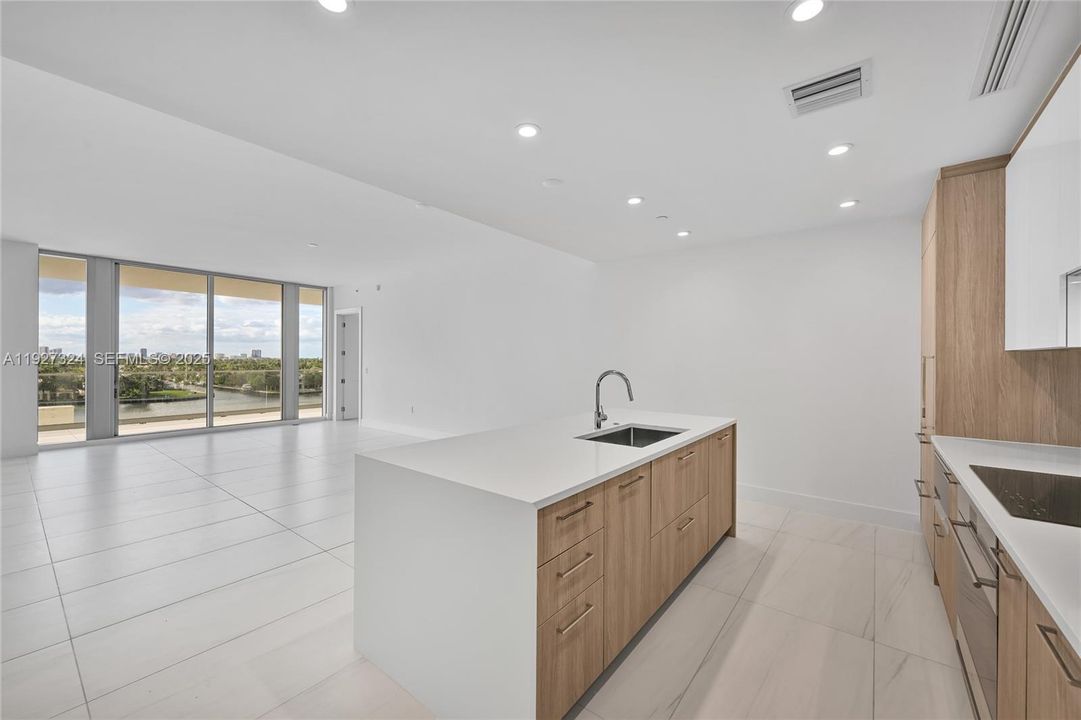 For Rent: $10,000 (2 beds, 2 baths, 1395 Square Feet)