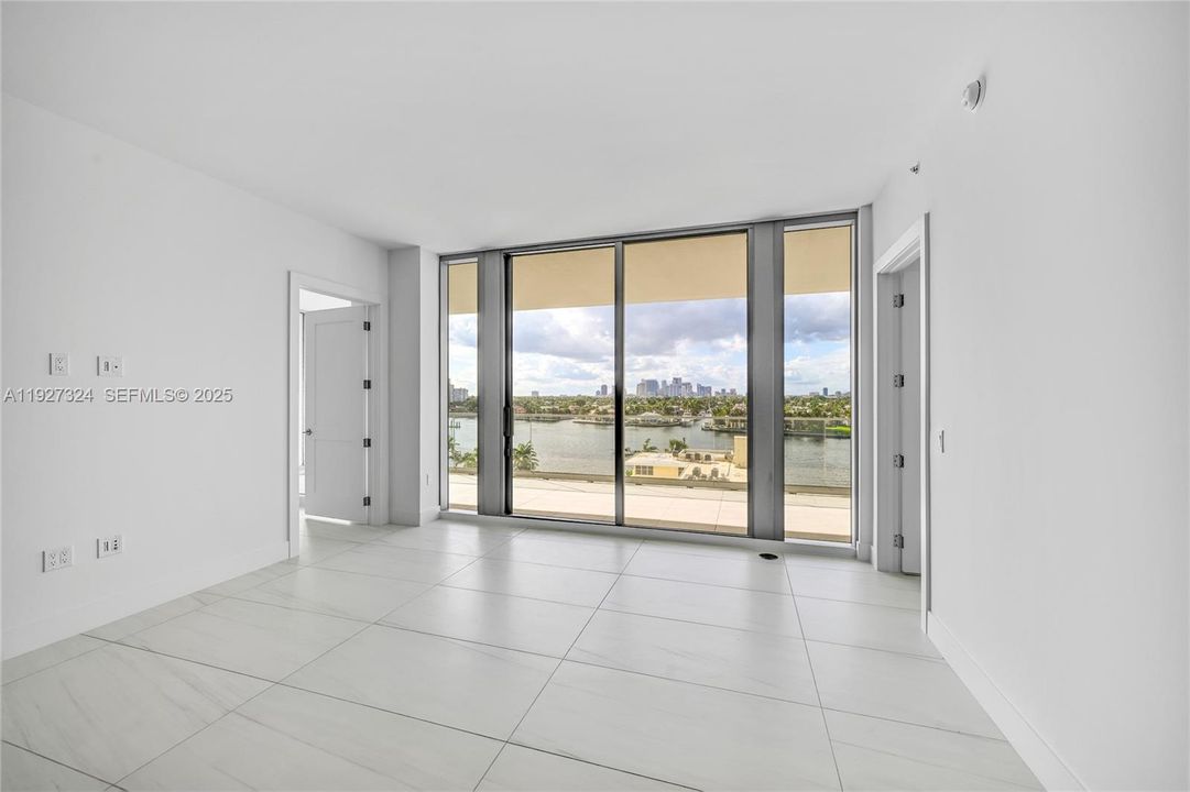 For Rent: $10,000 (2 beds, 2 baths, 1395 Square Feet)