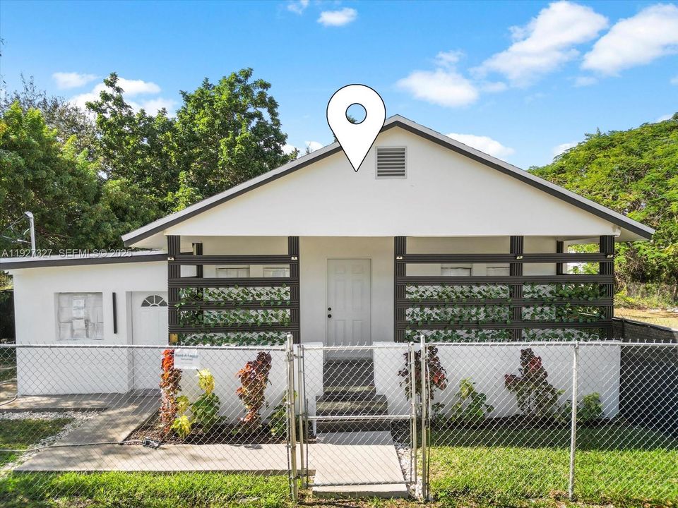 待售: $469,000 (4 贝兹, 3 浴室, 997 平方英尺)