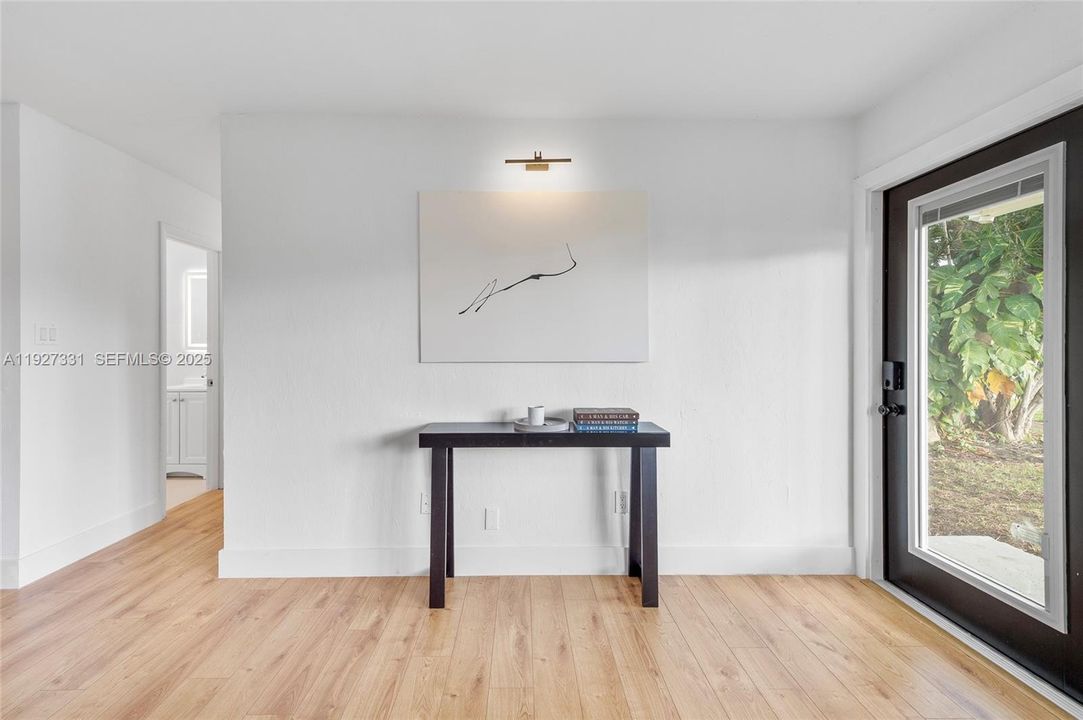 出租: $4,500 (5 贝兹, 2 浴室, 1376 平方英尺)