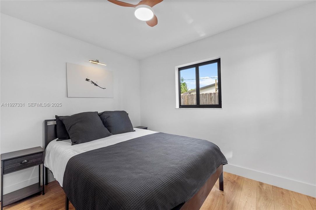 出租: $4,500 (5 贝兹, 2 浴室, 1376 平方英尺)