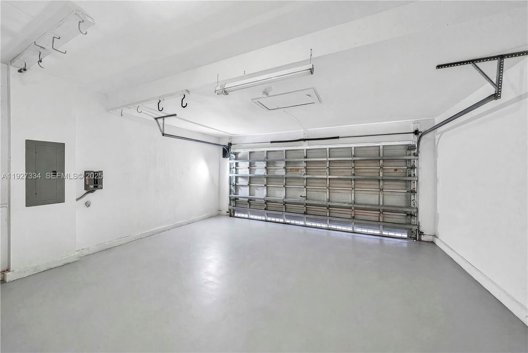 待售: $639,900 (4 贝兹, 3 浴室, 2619 平方英尺)