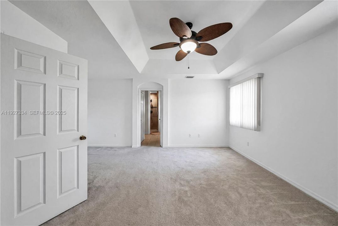 待售: $639,900 (4 贝兹, 3 浴室, 2619 平方英尺)