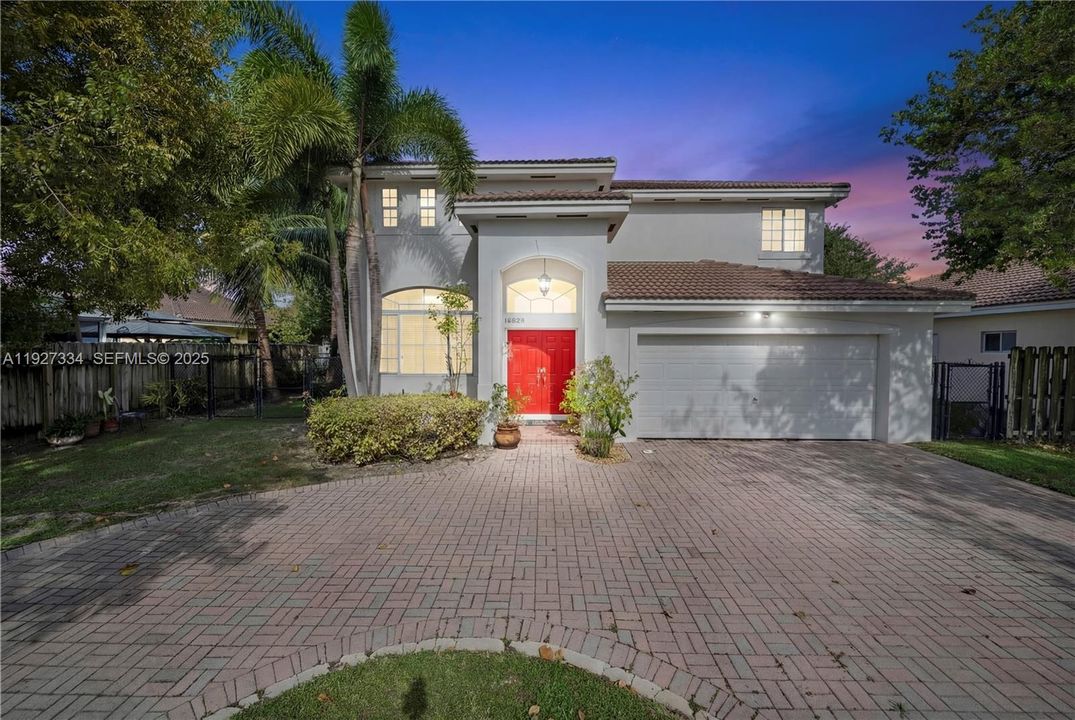 待售: $639,900 (4 贝兹, 3 浴室, 2619 平方英尺)