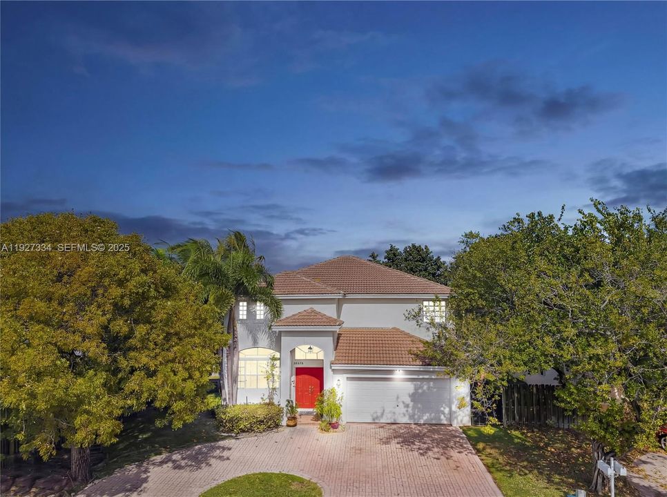 待售: $639,900 (4 贝兹, 3 浴室, 2619 平方英尺)