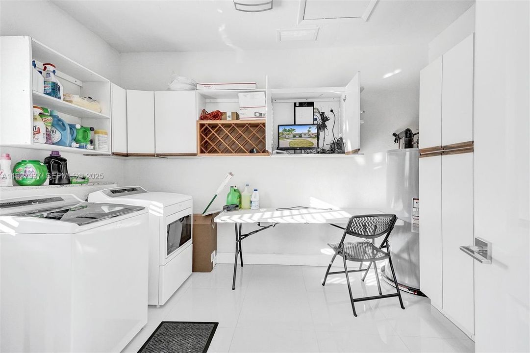 For Rent: $7,000 (4 beds, 3 baths, 2399 Square Feet)