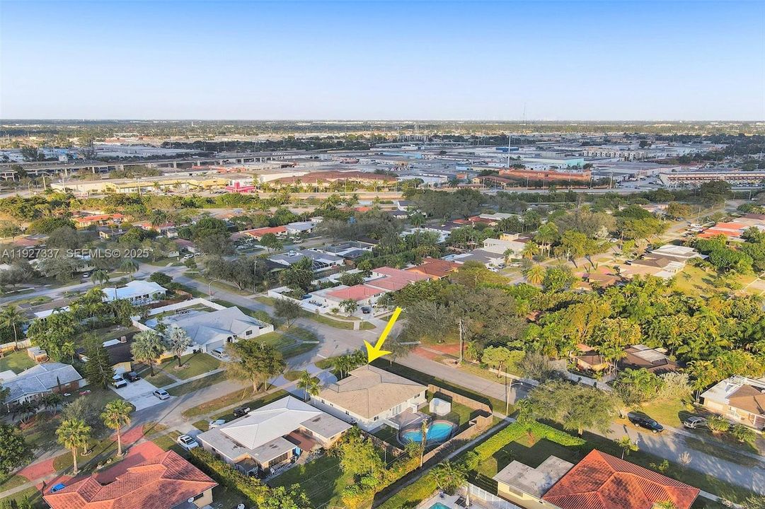 For Rent: $7,000 (4 beds, 3 baths, 2399 Square Feet)