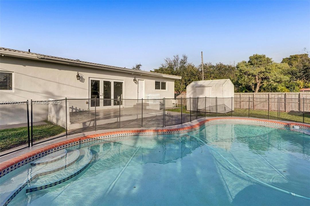 For Rent: $7,000 (4 beds, 3 baths, 2399 Square Feet)