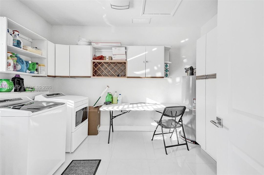 For Rent: $7,000 (4 beds, 3 baths, 2399 Square Feet)