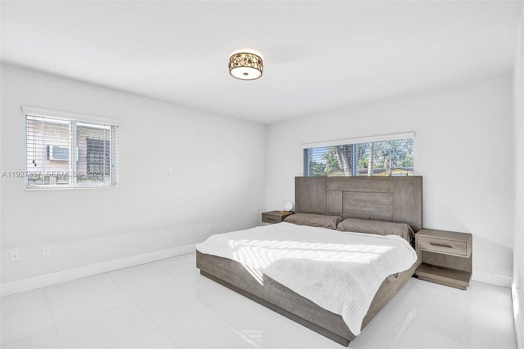 For Rent: $7,000 (4 beds, 3 baths, 2399 Square Feet)