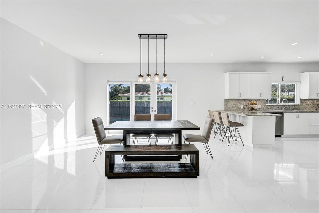 For Rent: $7,000 (4 beds, 3 baths, 2399 Square Feet)