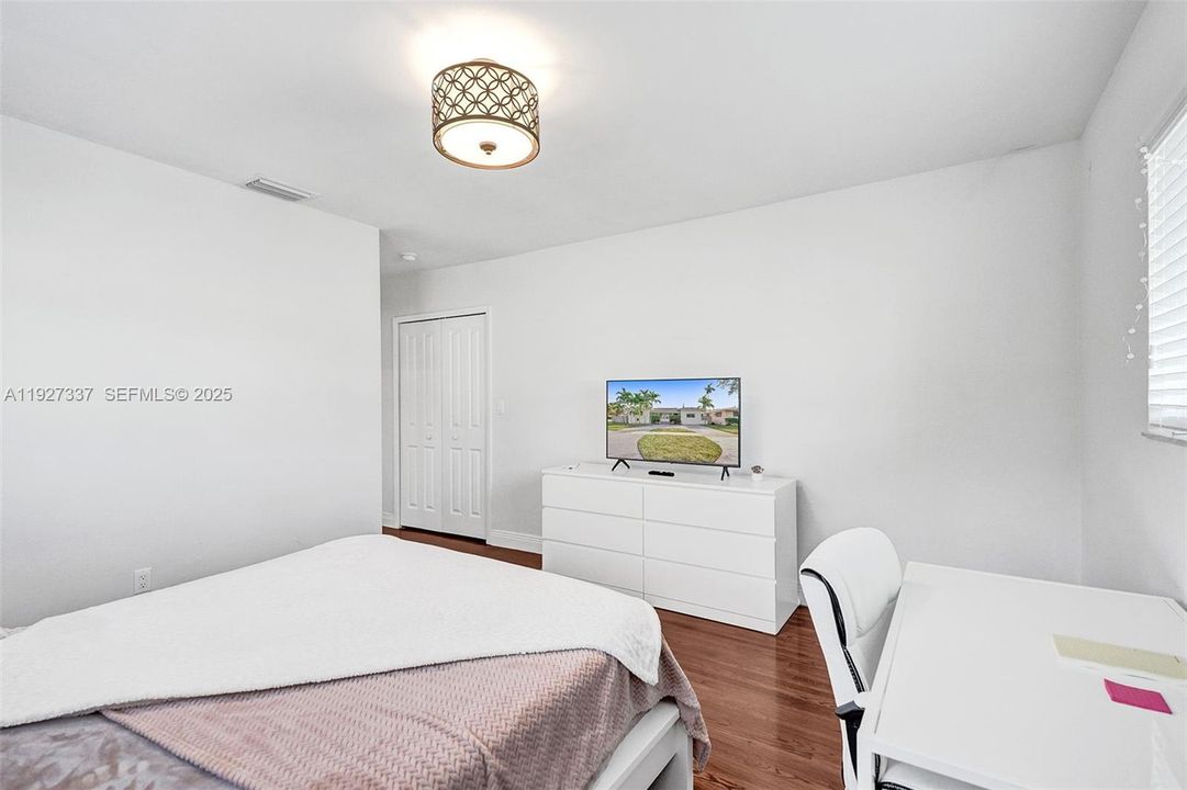 For Rent: $7,000 (4 beds, 3 baths, 2399 Square Feet)