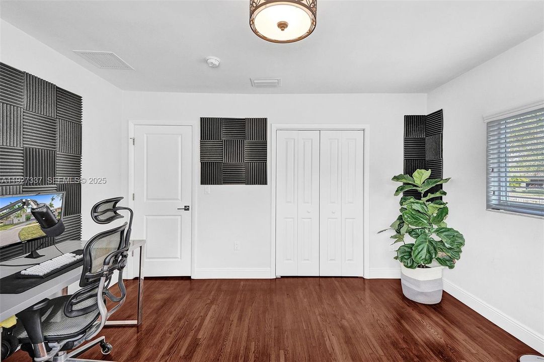 For Rent: $7,000 (4 beds, 3 baths, 2399 Square Feet)