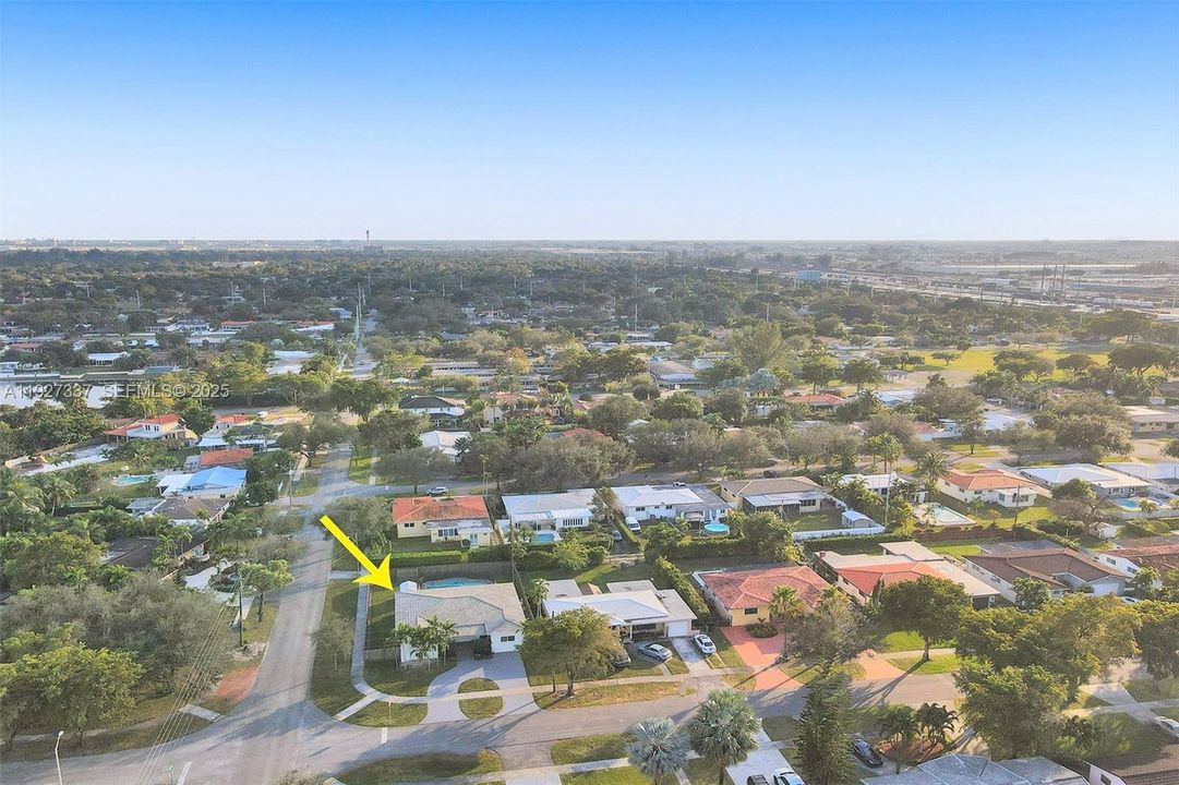 For Rent: $7,000 (4 beds, 3 baths, 2399 Square Feet)