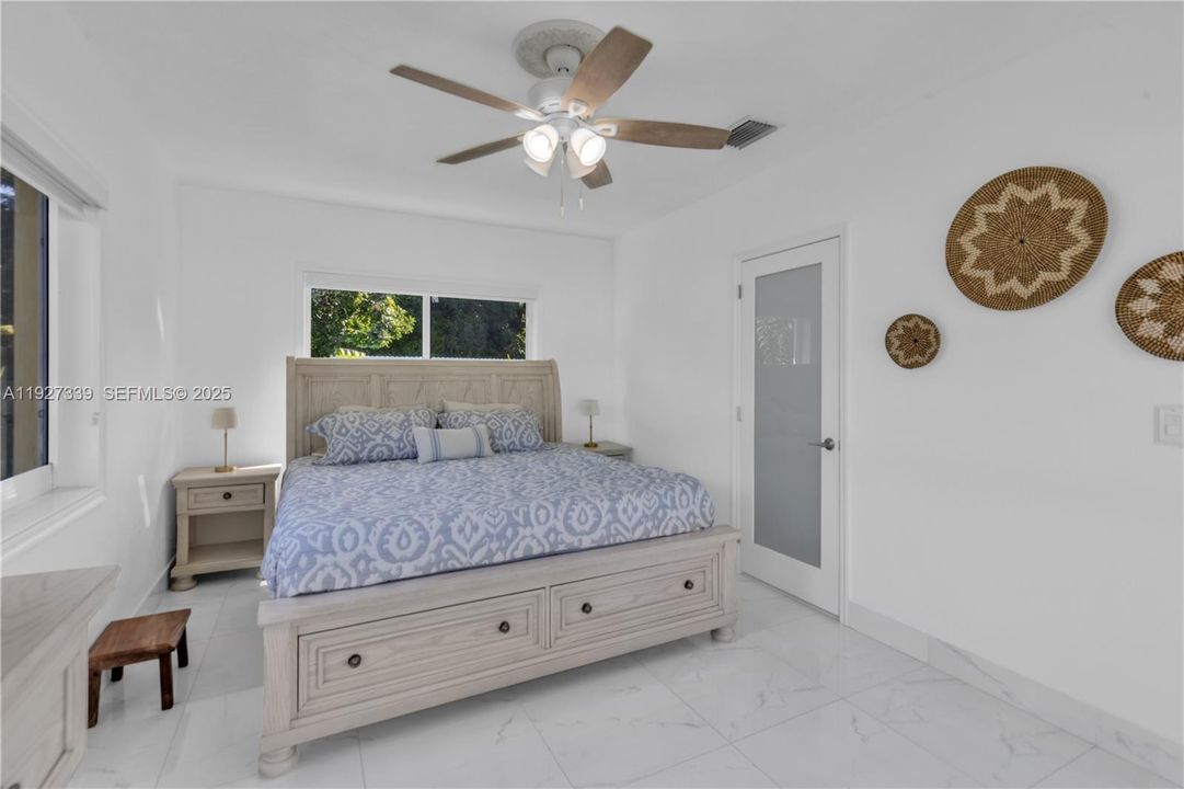 For Sale: $1,650,000 (4 beds, 5 baths, 3044 Square Feet)