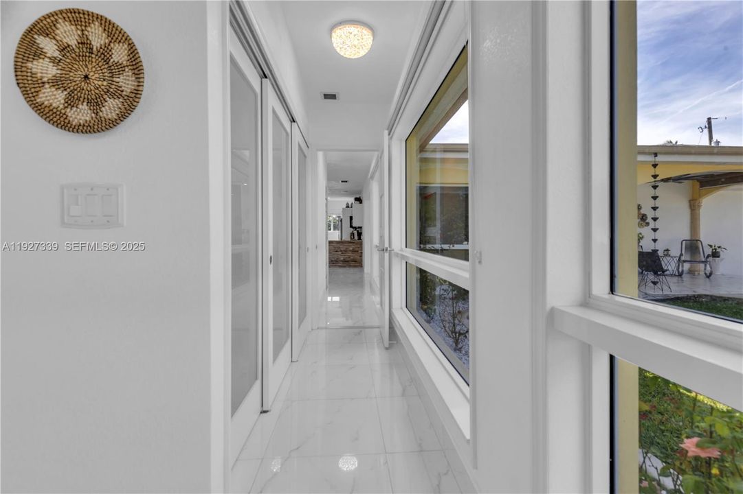 For Sale: $1,650,000 (4 beds, 5 baths, 3044 Square Feet)