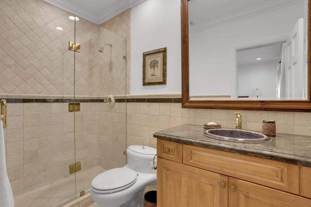 Ensuite bath