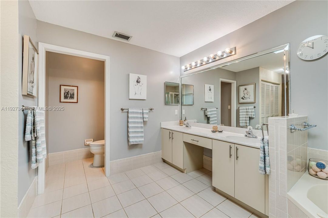 En Venta: $620,000 (3 camas, 2 baños, 1767 Pies cuadrados)