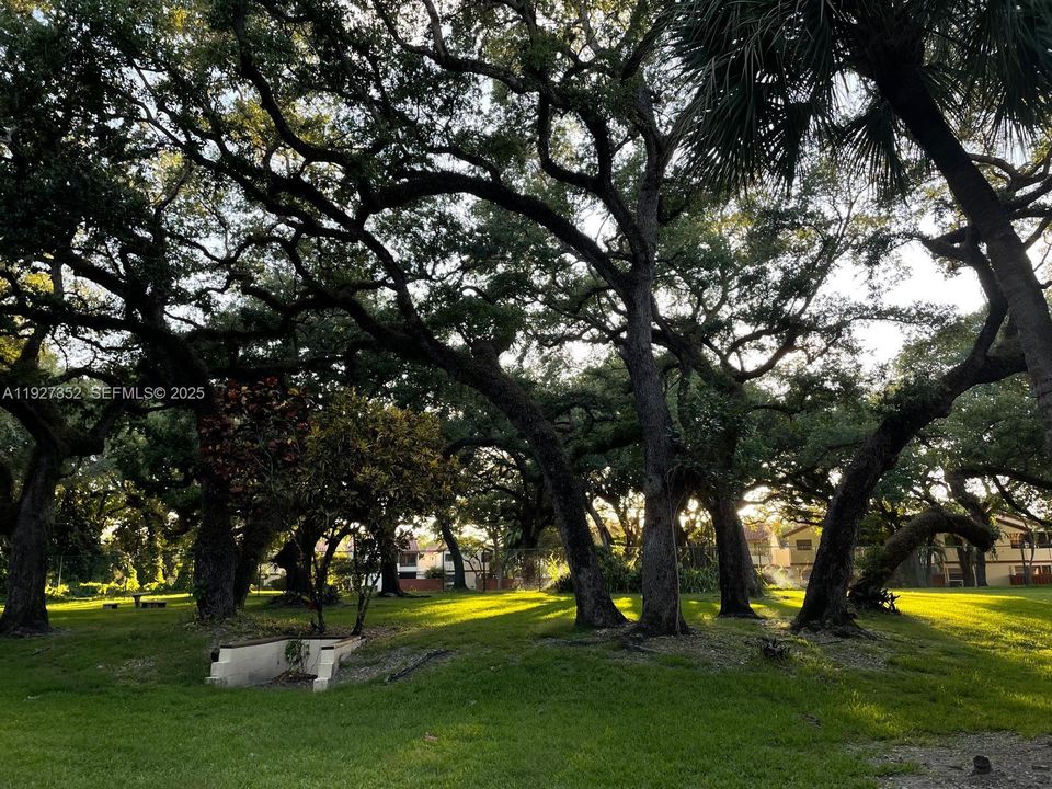 For Rent: $2,300 (2 beds, 2 baths, 1287 Square Feet)