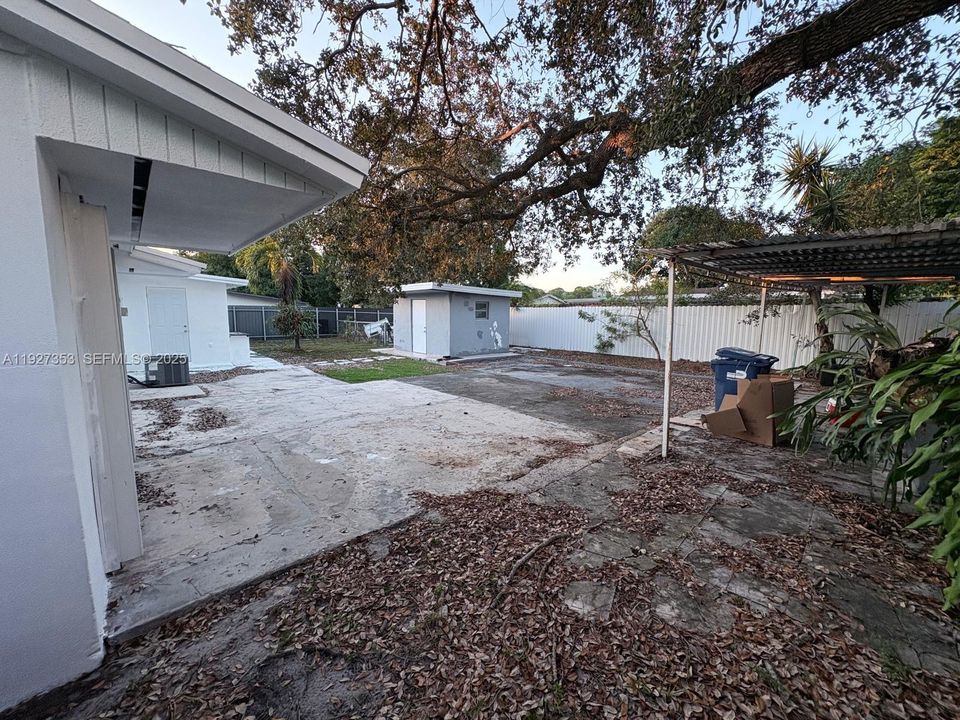 В аренду: $3,000 (3 спален, 2 ванн, 1125 Квадратных фут)