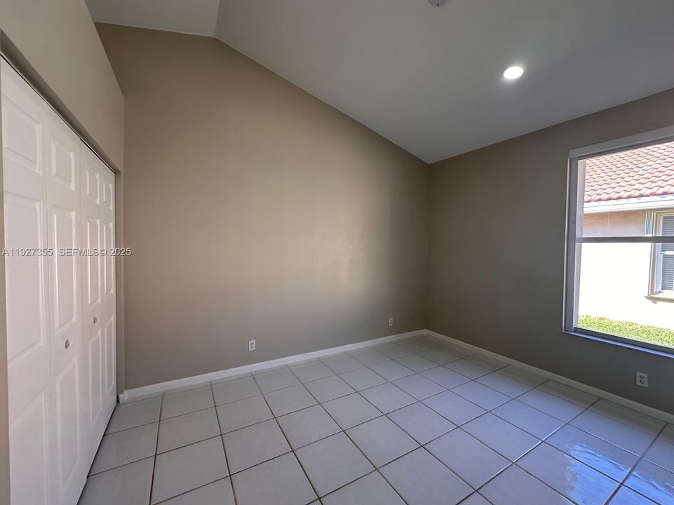 For Sale: $985,995 (5 beds, 3 baths, 2834 Square Feet)