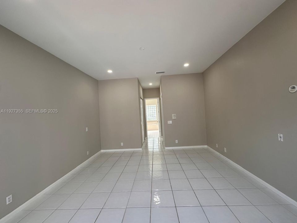 For Sale: $985,995 (5 beds, 3 baths, 2834 Square Feet)