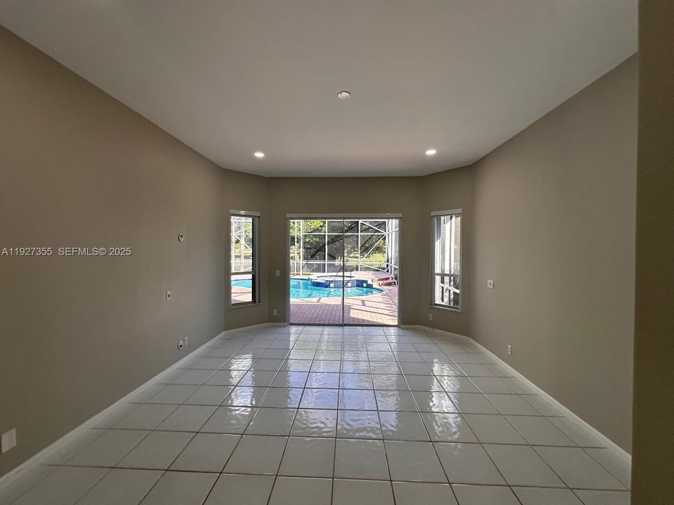 For Sale: $985,995 (5 beds, 3 baths, 2834 Square Feet)