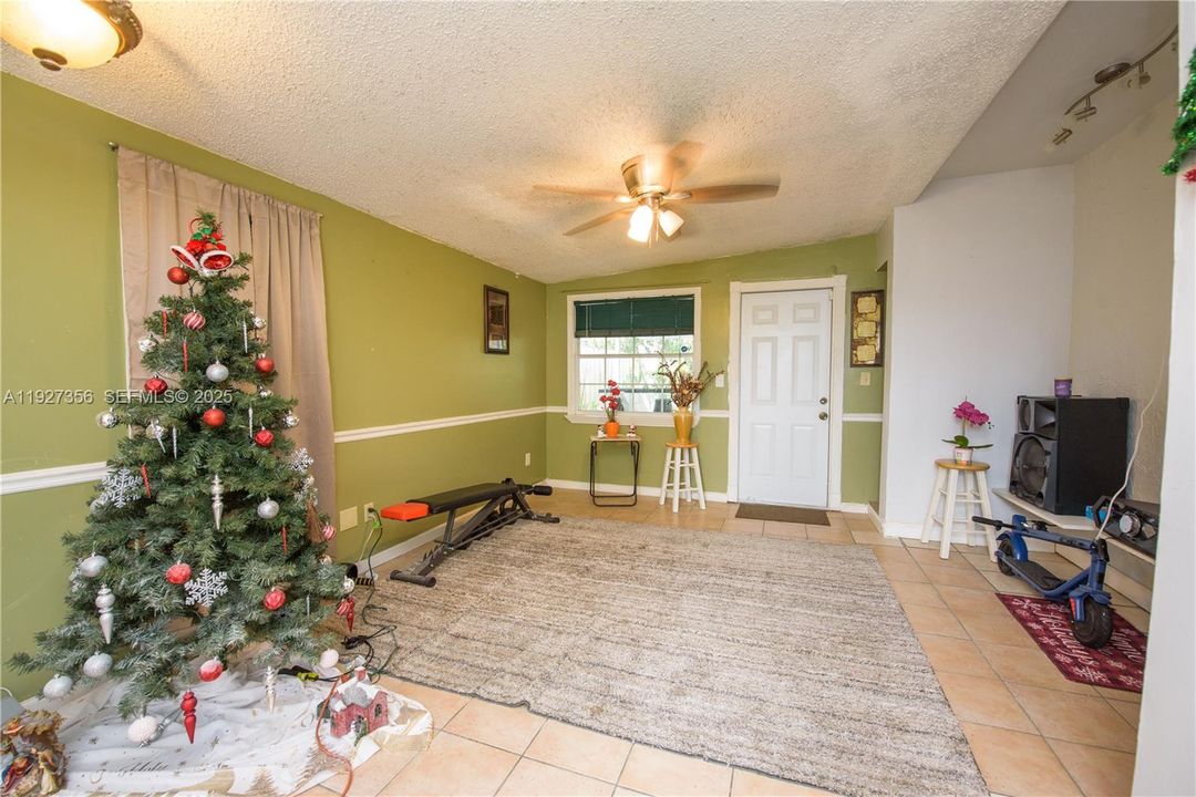 En Venta: $535,000 (2 camas, 1 baños, 1634 Pies cuadrados)