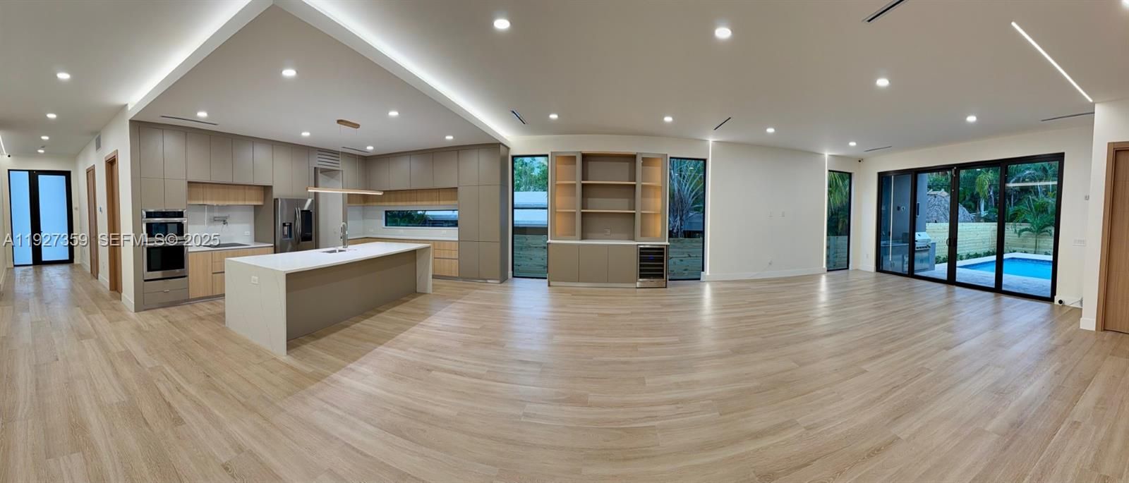 На продажу: $2,175,000 (4 спален, 3 ванн, 0 Квадратных фут)