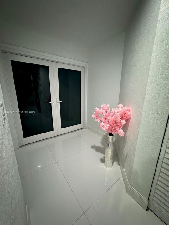 En Venta: $380,000 (3 camas, 2 baños, 1165 Pies cuadrados)