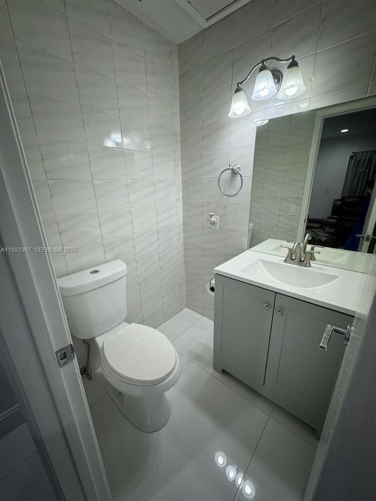 En Venta: $380,000 (3 camas, 2 baños, 1165 Pies cuadrados)