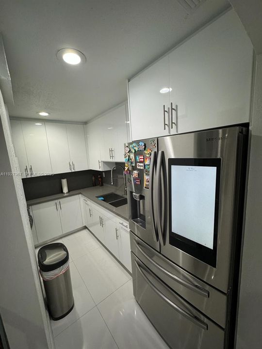 En Venta: $380,000 (3 camas, 2 baños, 1165 Pies cuadrados)