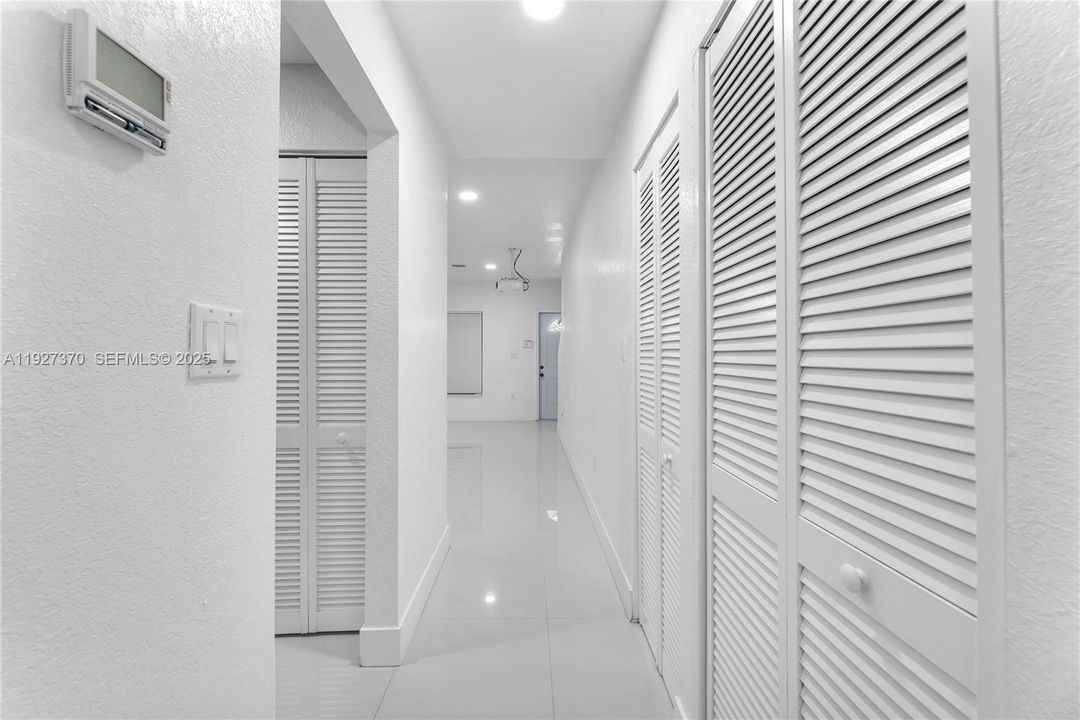 For Rent: $4,500 (3 beds, 2 baths, 1480 Square Feet)