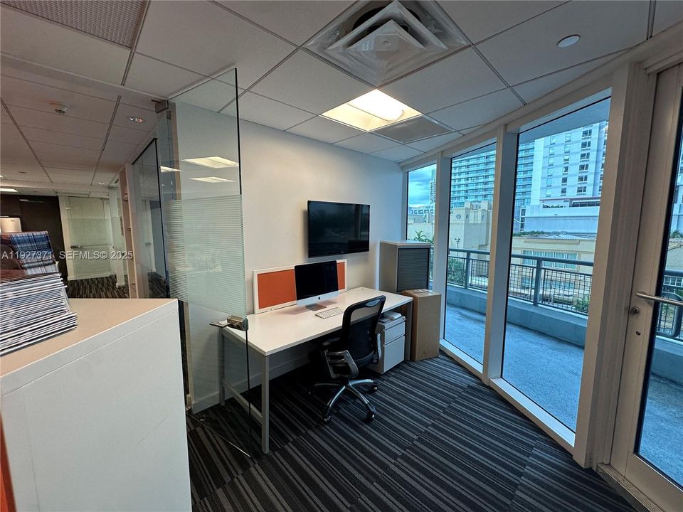 В аренду: $1,200 (0 спален, 0 ванн, 0 Квадратных фут)