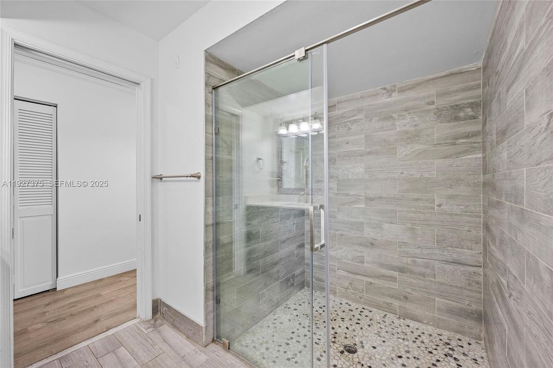 For Sale: $750,000 (4 beds, 3 baths, 2262 Square Feet)