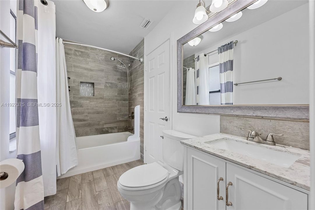 For Sale: $750,000 (4 beds, 3 baths, 2262 Square Feet)