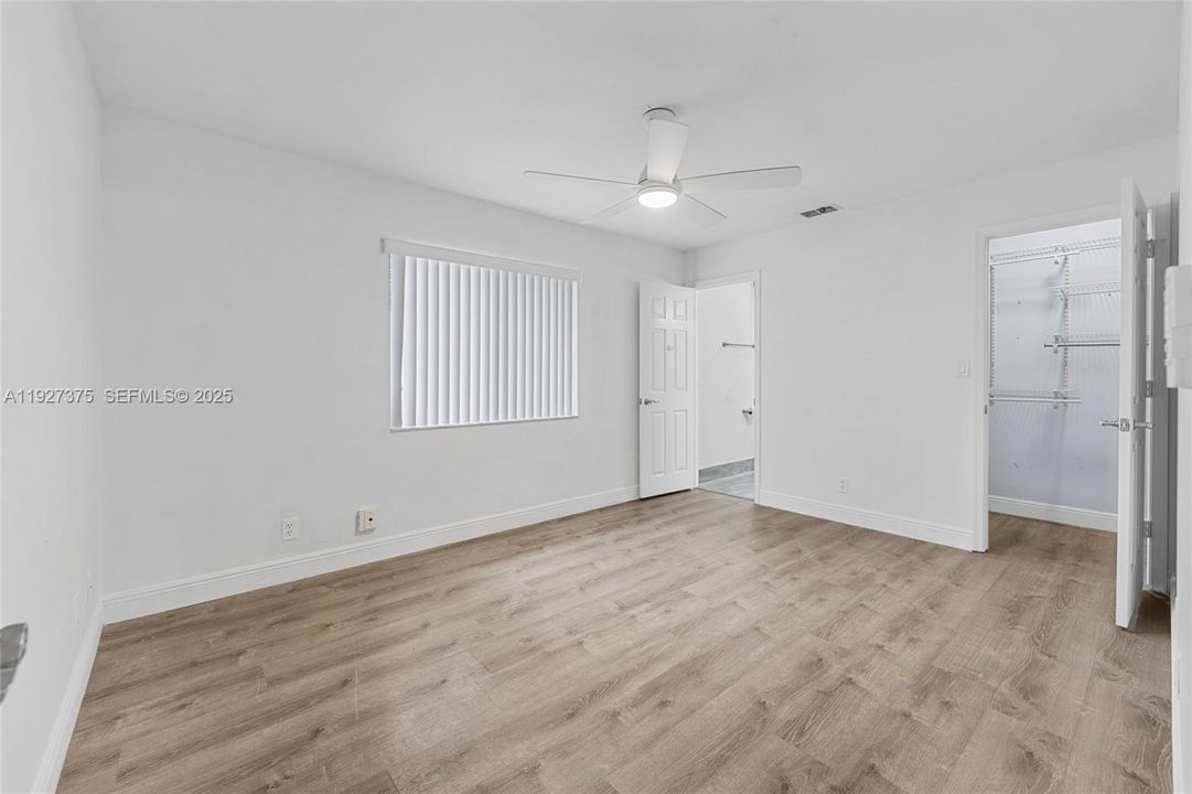 For Sale: $750,000 (4 beds, 3 baths, 2262 Square Feet)