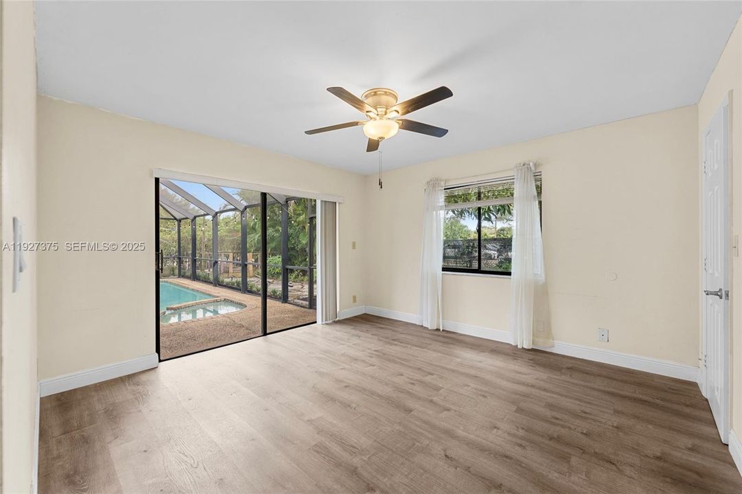 For Sale: $750,000 (4 beds, 3 baths, 2262 Square Feet)